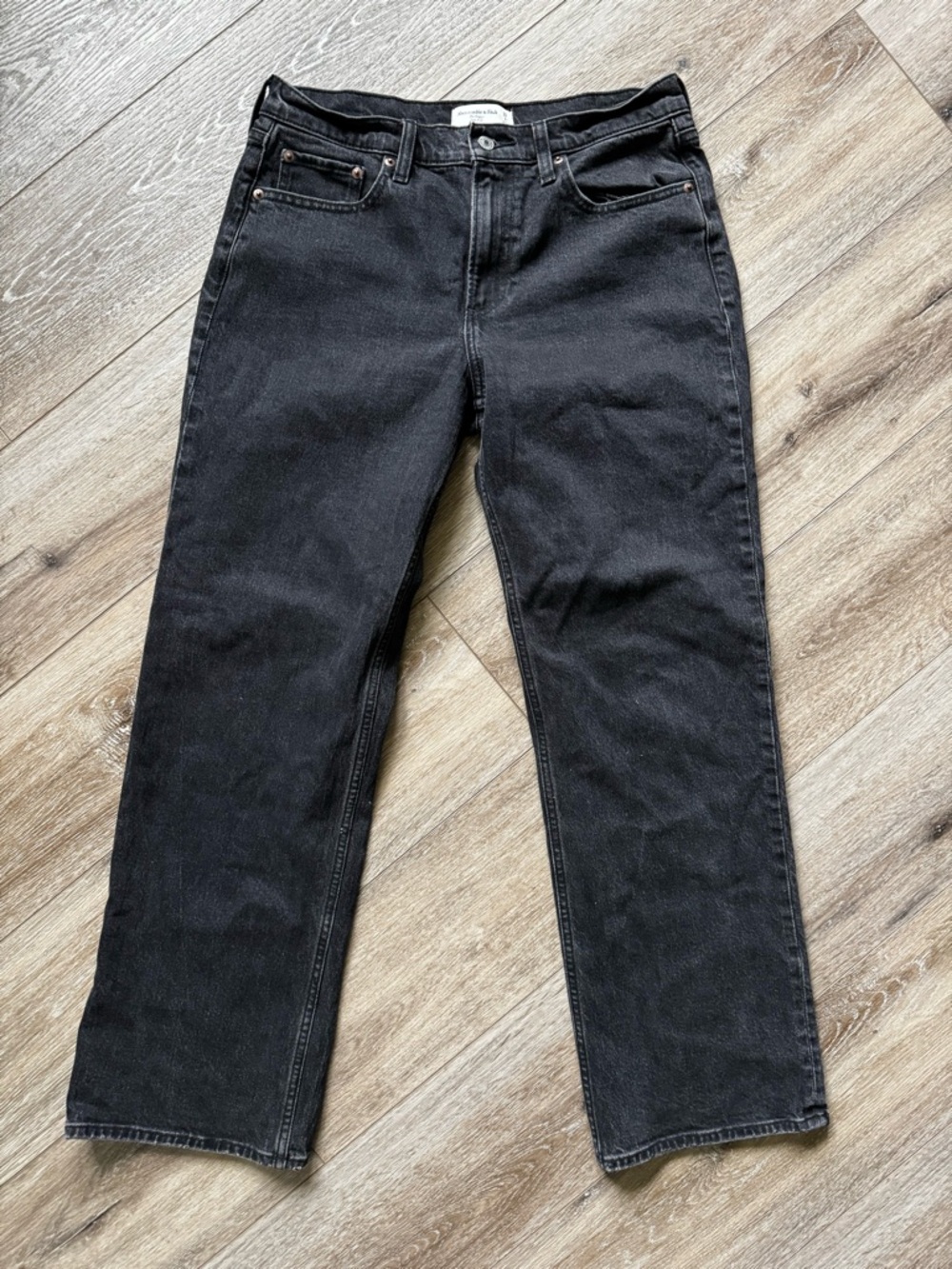 Abercrombie The Baggy Low Rise Jeans 28 6R Black Wash Wide Leg Denim